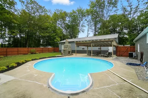 Exterior - 3958 Cain Run Rd, Batavia, OH 45103 photo 13 of 30