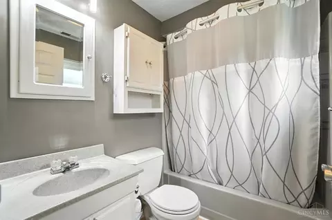 Bath - 3958 Cain Run Rd, Batavia, OH 45103 photo 1 of 5
