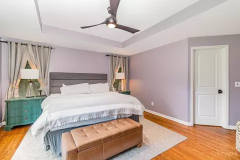 Bedroom - 10128 Zig Zag Rd, Blue Ash, OH 45242 photo 2 of 5