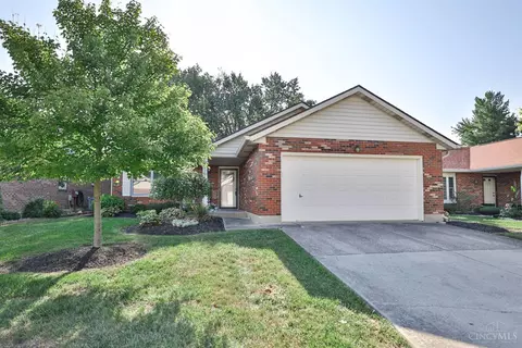 6 Pleasant Creek Ct, Fairfield, OH 45014