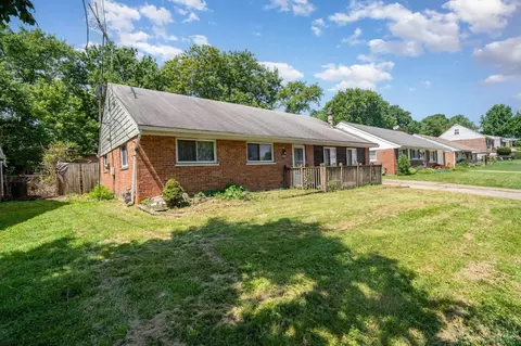 10973 Pippin Rd, Cincinnati, OH 45231 photo 2