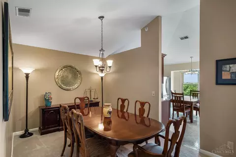 Dining - 151 Palisades Pointe, Cincinnati, OH 45238 photo 2 of 4