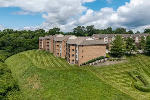 View/Area - 151 Palisades Pointe, Cincinnati, OH 45238 photo 5 of 6