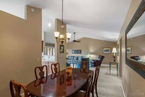Dining - 151 Palisades Pointe, Cincinnati, OH 45238 photo 3 of 4
