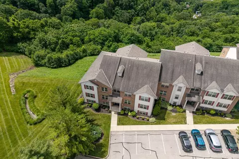 View/Area - 151 Palisades Pointe, Cincinnati, OH 45238 photo 2 of 6