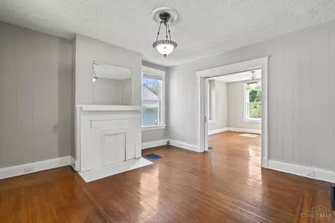 Living - 6717 Bramble Ave, Cincinnati, OH 45227 photo 1 of 4