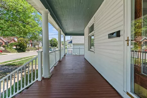 Exterior - 6717 Bramble Ave, Cincinnati, OH 45227 photo 7 of 12