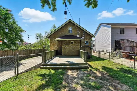 Exterior - 6744 Murray Ave, Cincinnati, OH 45227 photo 6 of 7