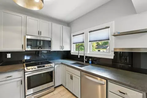 Kitchen - 6744 Murray Ave, Cincinnati, OH 45227 photo 1 of 3