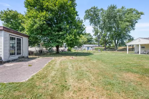 Exterior - 605 Spring Ave, Franklin, OH 45005 photo 3 of 6