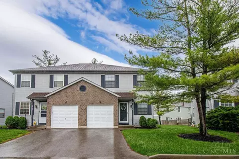 7956 Bobtail Ct, West Chester, OH 45069