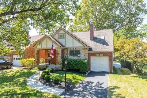 7261 Garden Rd, Cincinnati, OH 45236