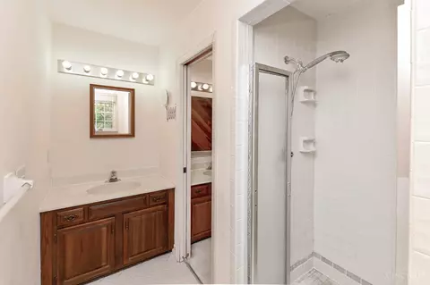 Bath - 2616 Saddleback Dr, Cincinnati, OH 45244 photo 2 of 3