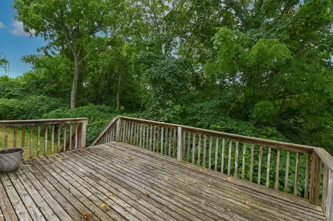 Exterior - 2616 Saddleback Dr, Cincinnati, OH 45244 photo 2 of 3