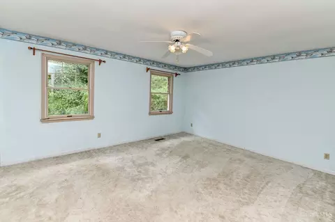 Bedroom - 2616 Saddleback Dr, Cincinnati, OH 45244 photo 1 of 6