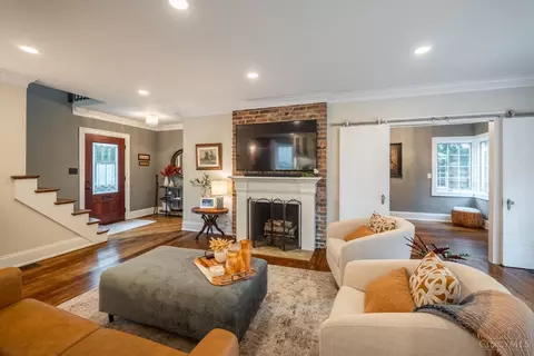 3729 Broadview Dr, Cincinnati, OH 45208 photo 6