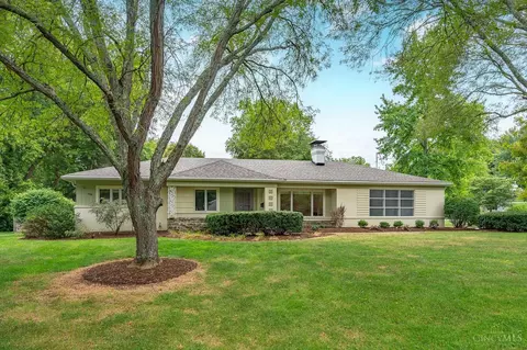 152 Wrenwood Ln, Terrace Park, OH 45174