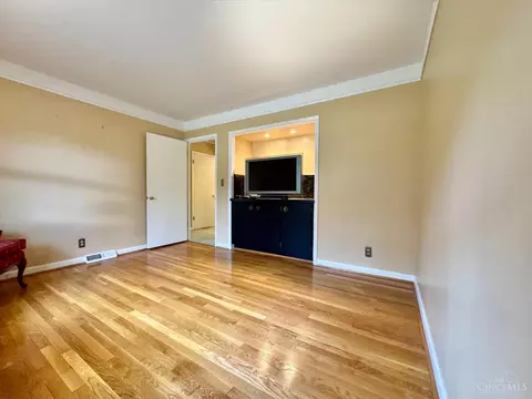 2651 Beechmar Dr, Cincinnati, OH 45230 photo 28