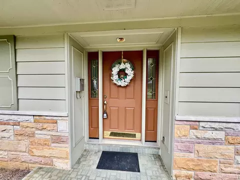2651 Beechmar Dr, Cincinnati, OH 45230 photo 4