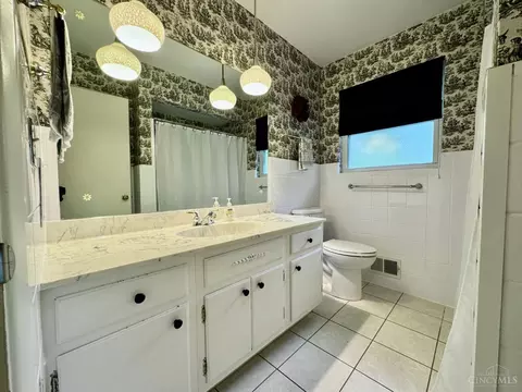 2651 Beechmar Dr, Cincinnati, OH 45230 photo 30