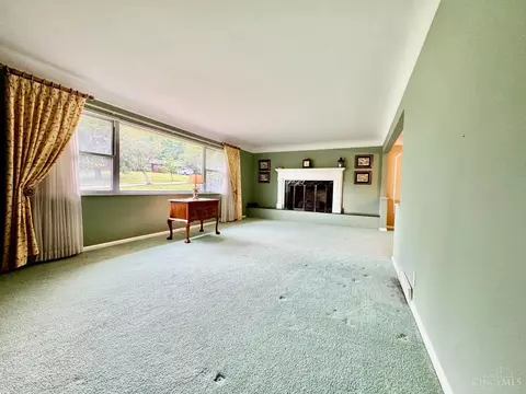 2651 Beechmar Dr, Cincinnati, OH 45230 photo 7