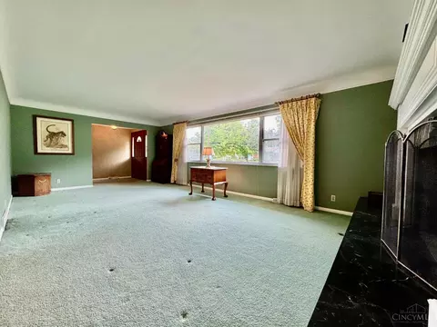 2651 Beechmar Dr, Cincinnati, OH 45230 photo 8