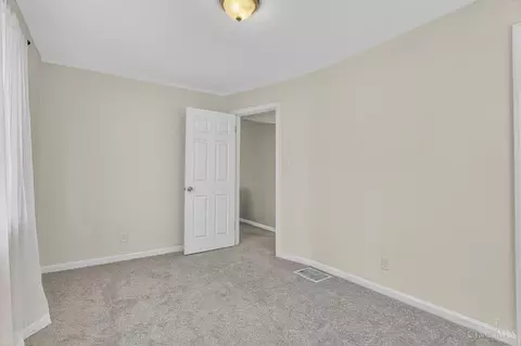 165 Crest Dr, Reading, OH 45215 photo 13