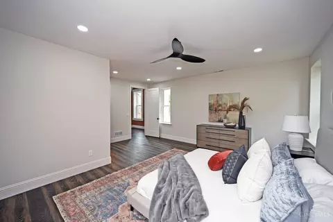 1810 Hewitt Ave, Cincinnati, OH 45207 photo 27