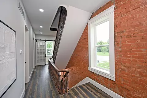 1810 Hewitt Ave, Cincinnati, OH 45207 photo 22