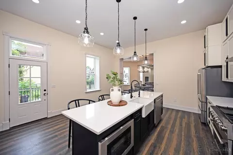 1810 Hewitt Ave, Cincinnati, OH 45207 photo 19