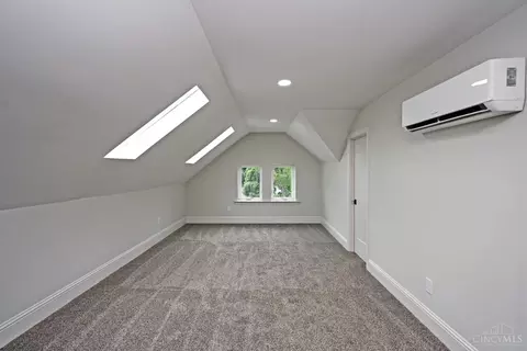 1810 Hewitt Ave, Cincinnati, OH 45207 photo 42
