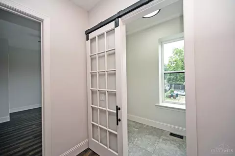1810 Hewitt Ave, Cincinnati, OH 45207 photo 36