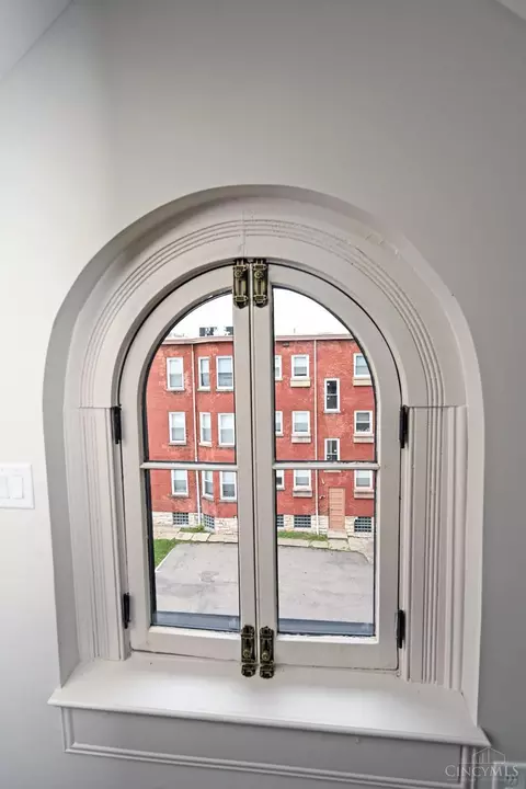 1810 Hewitt Ave, Cincinnati, OH 45207 photo 38