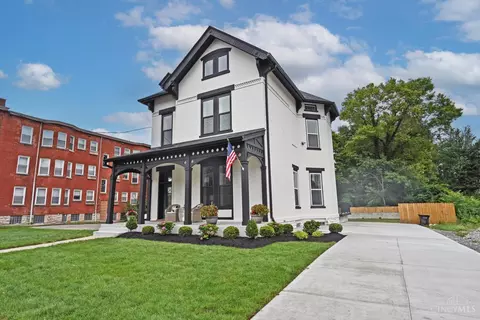 1810 Hewitt Ave, Cincinnati, OH 45207 photo 2