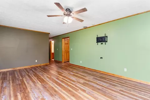 Living - 205 Douglas Cir, Georgetown, OH 45121 photo 2 of 4