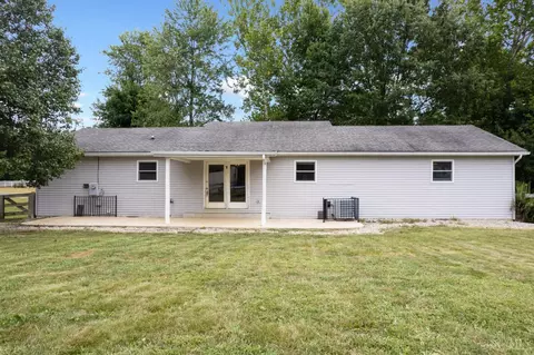 Exterior - 205 Douglas Cir, Georgetown, OH 45121 photo 7 of 9