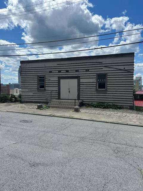 429 Oregon St, Cincinnati, OH 45202