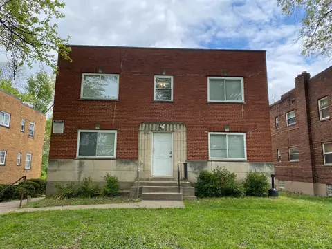 7072 Eastlawn Dr, Cincinnati, OH 45237