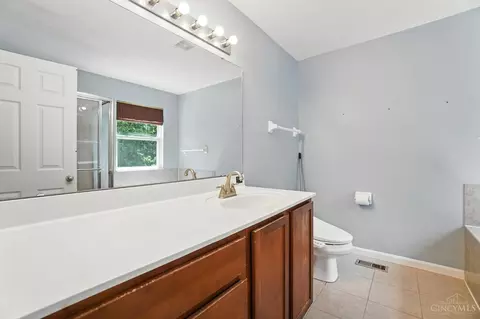 Bath - 4165 Gensen Loop, Cincinnati, OH 45245 photo 2 of 3