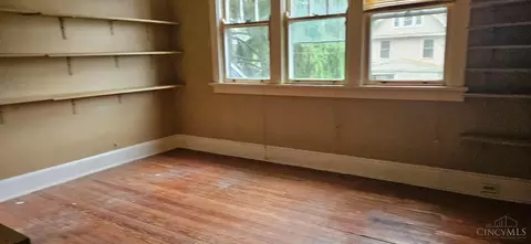 2456 Saturn St, Cincinnati, OH 45214 photo 5