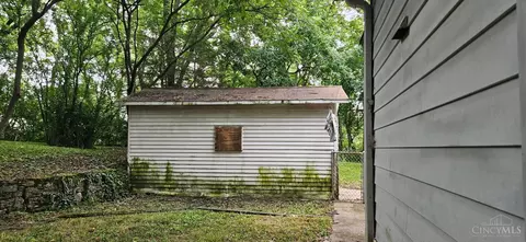 2456 Saturn St, Cincinnati, OH 45214 photo 9