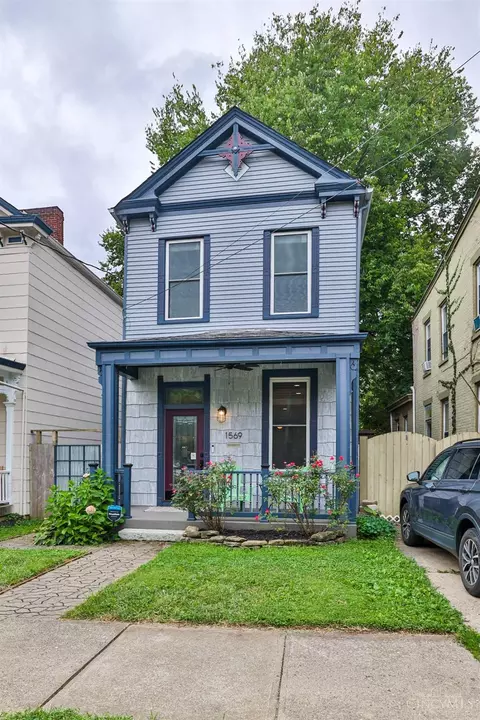 Exterior - 1569 Pullan Ave, Cincinnati, OH 45223 photo 2 of 10