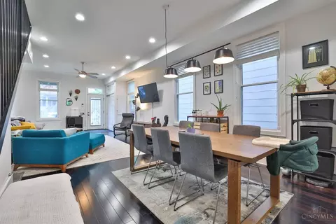 Dining - 1569 Pullan Ave, Cincinnati, OH 45223 photo 2 of 3