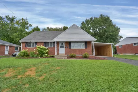 4643 Amesborough Rd, Kettering, OH 45420