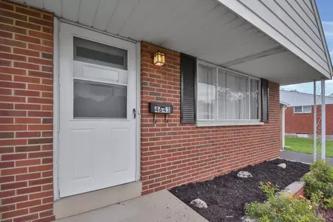 4643 Amesborough Rd, Kettering, OH 45420 photo 2
