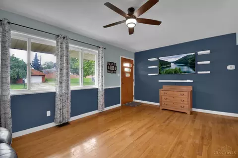 4643 Amesborough Rd, Kettering, OH 45420 photo 3