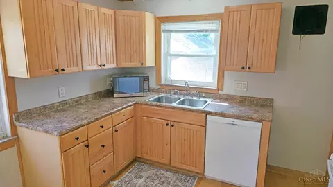 1615 Marilyn Ln, Cincinnati, OH 45231 photo 13