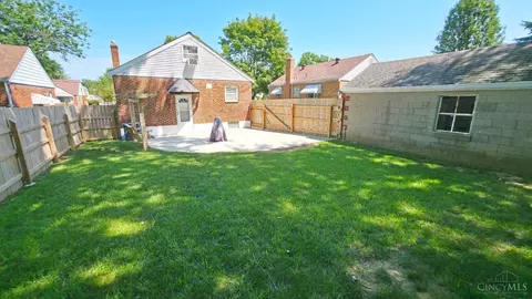 1615 Marilyn Ln, Cincinnati, OH 45231 photo 3