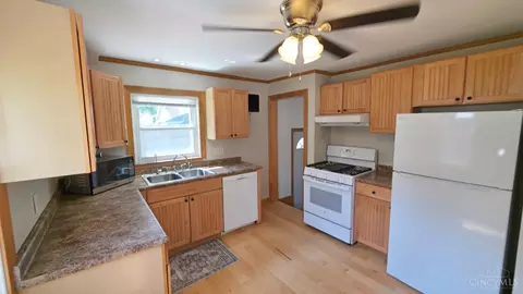 1615 Marilyn Ln, Cincinnati, OH 45231 photo 11