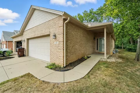 360 Lauryn Meadows Ct, Fairfield, OH 45014